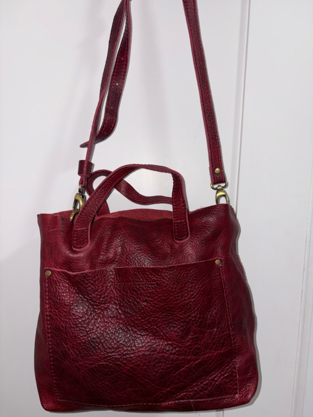 Textured Red Leather Crossbody Tote with Detachable Strap - Picture 2 of 4